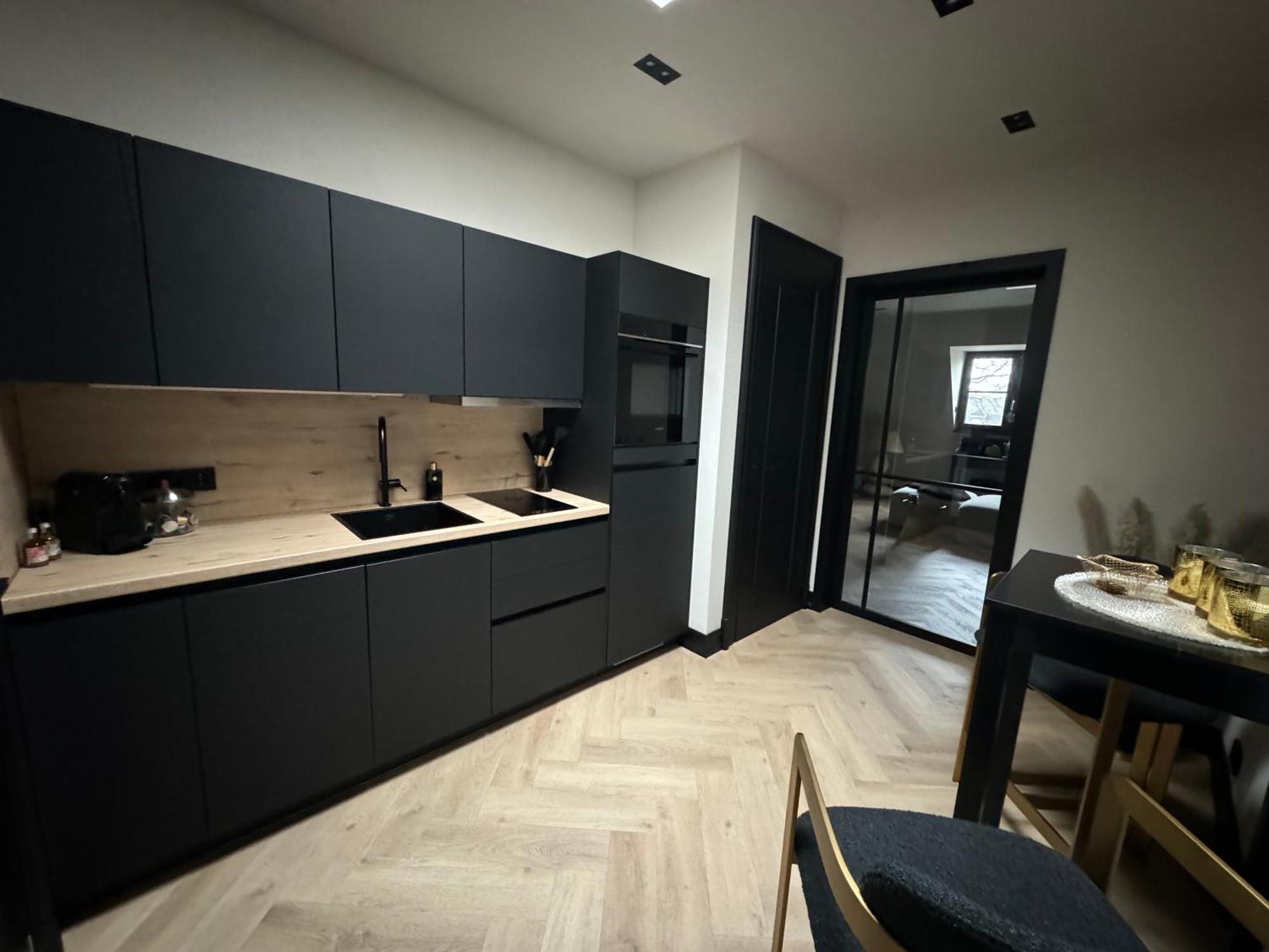 * Stadtvilla Plauen * * Aussergewoehnlich * 2 Zimmerwohnung * Zentrumsnah Eksteriør bilde